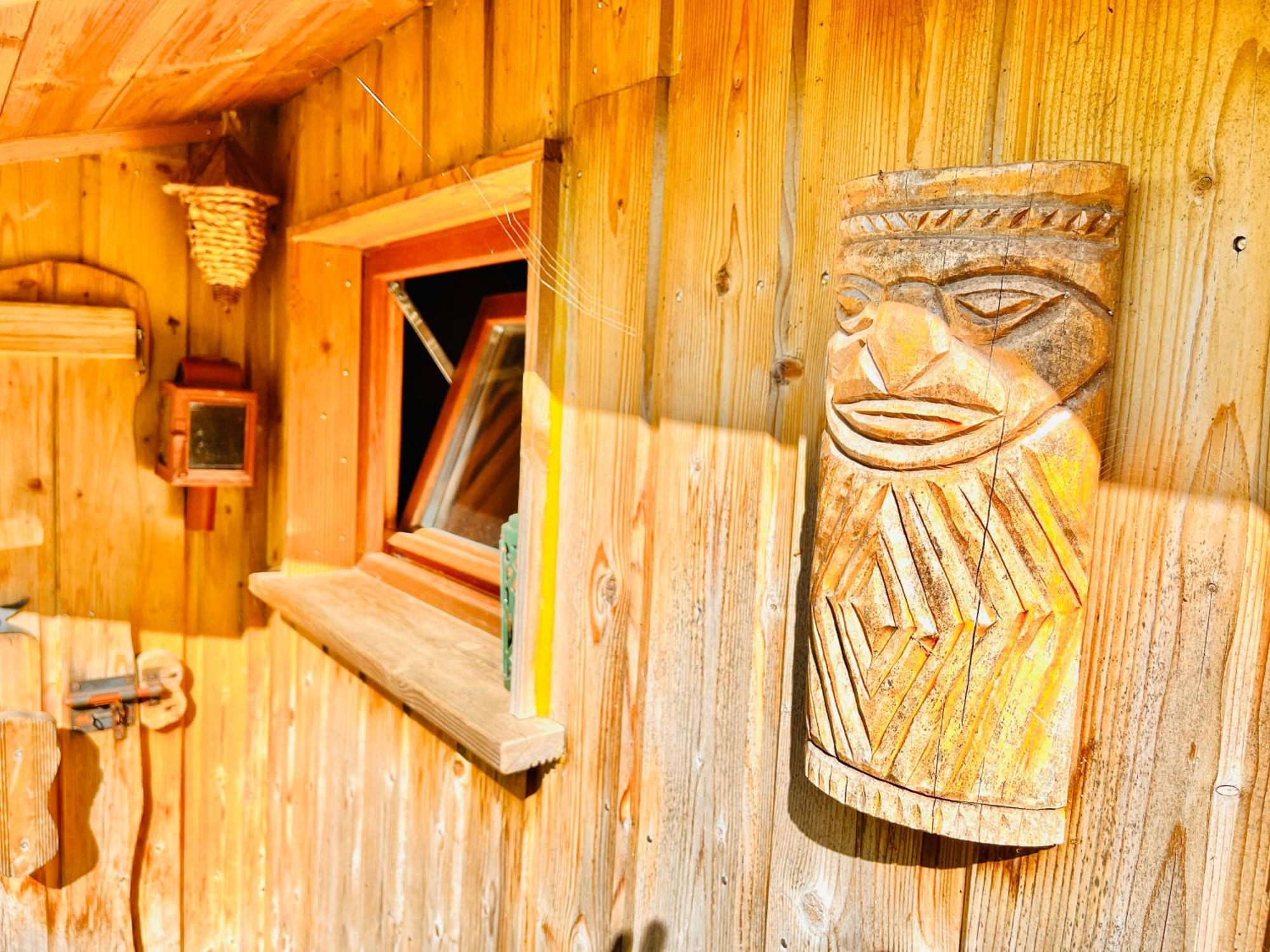 La Cabane Perchee Du Trappeur Écrainville Εξωτερικό φωτογραφία